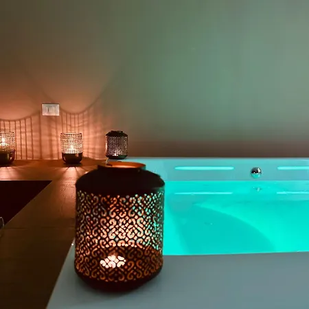 Muralta & Luxury Couette-café