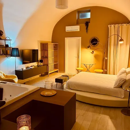 Muralta & Luxury Bed and Breakfast 4*