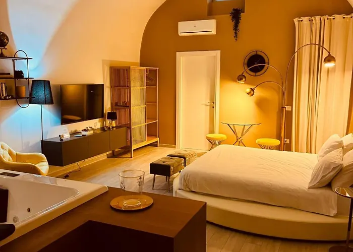 Muralta & Luxury Couette-café 4*